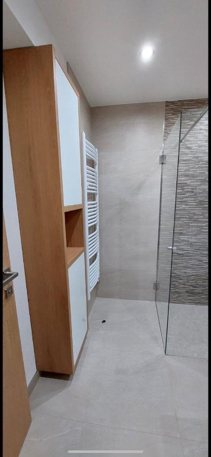 Grande Rosa Apartment Vrulje  Exterior photo